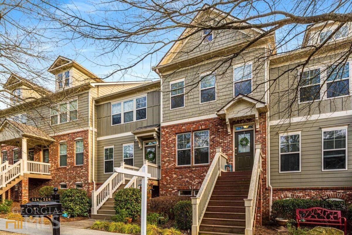 526 Village Arbor Park