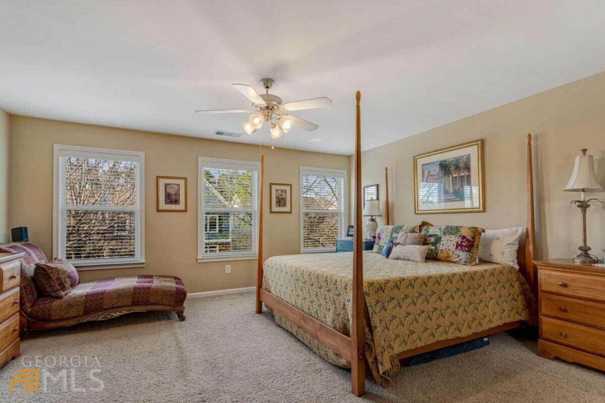 526 Village Arbor Park