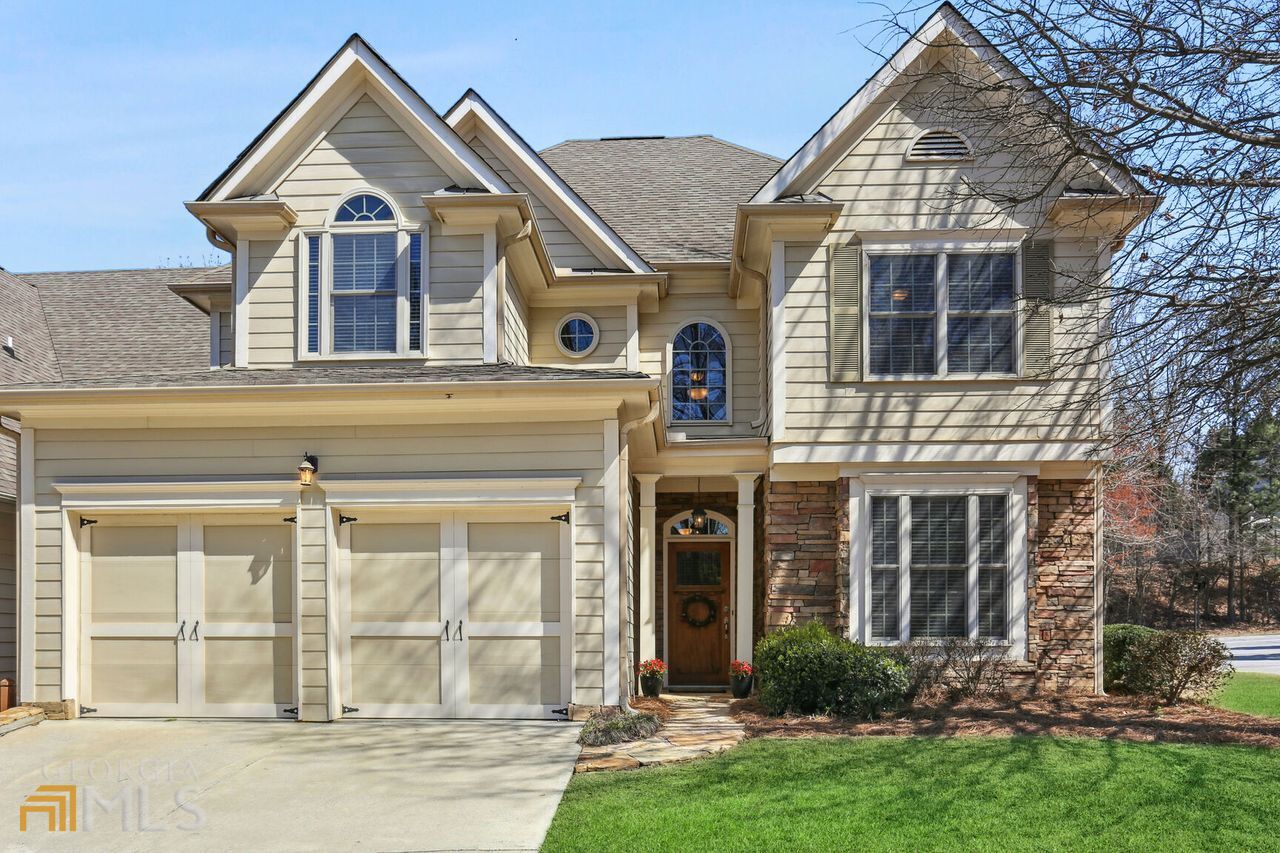 3717 Paces Park Circle SE