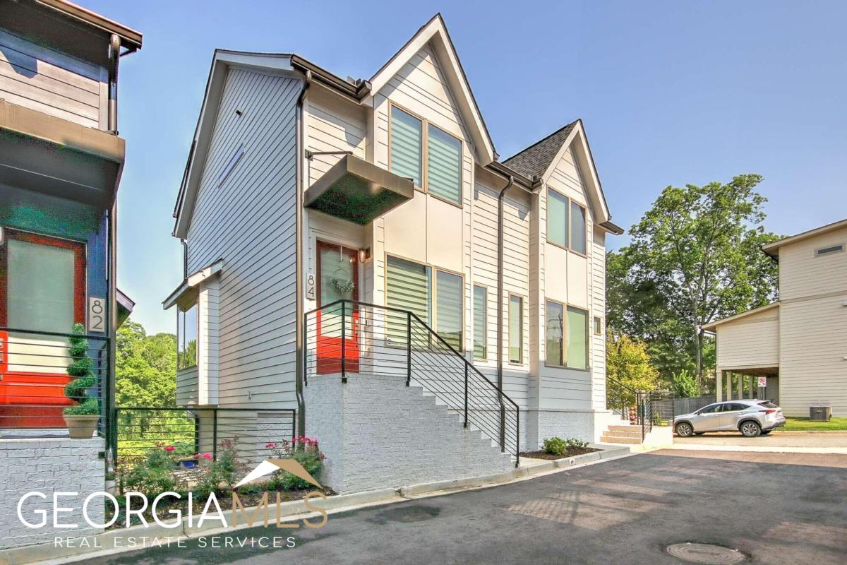 84 Rowe Street NE