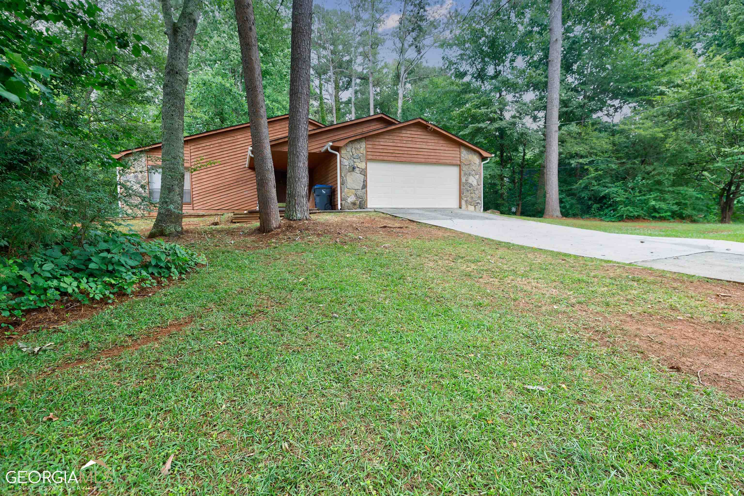 4727 Jamerson Forest Circle