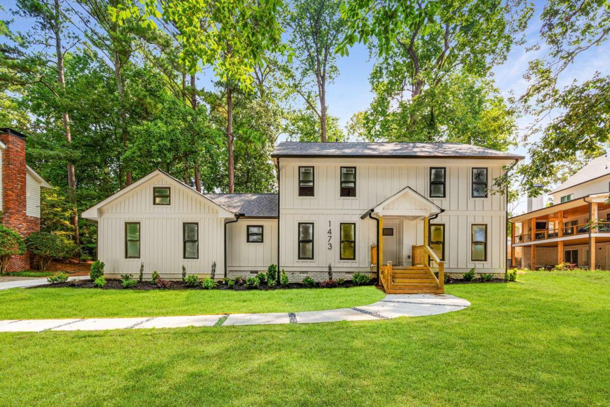 1473 Kings Down Circle