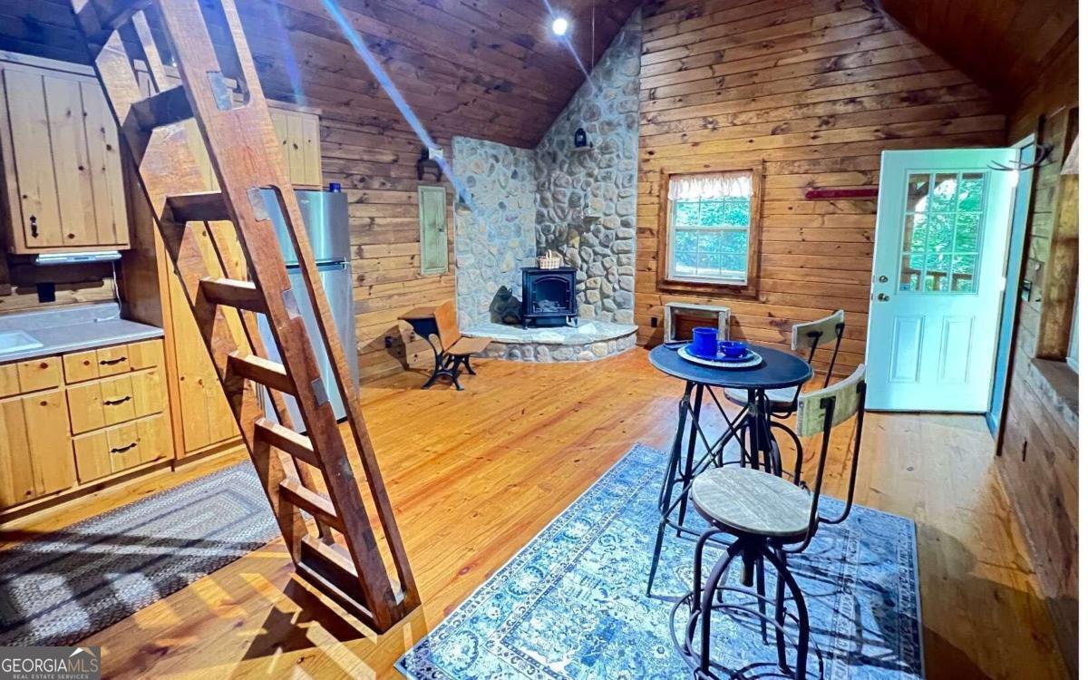 411 Bushyhead Road Unit: 18/19