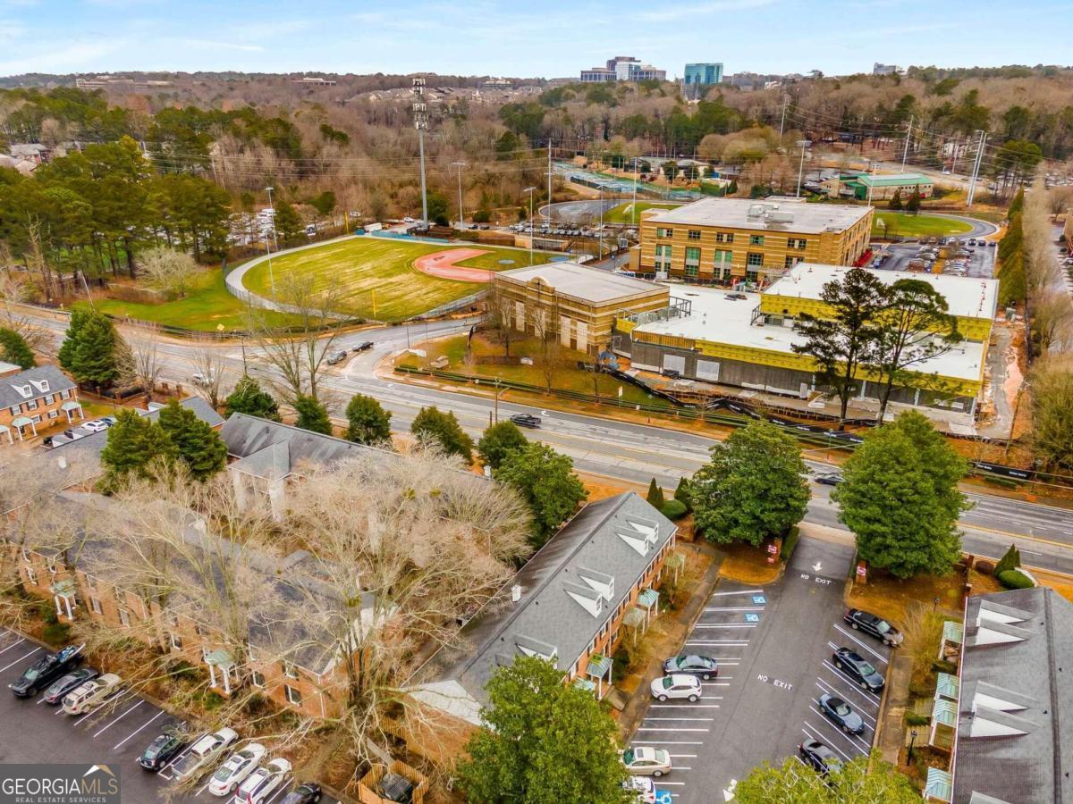 6700 Roswell Road # 29C