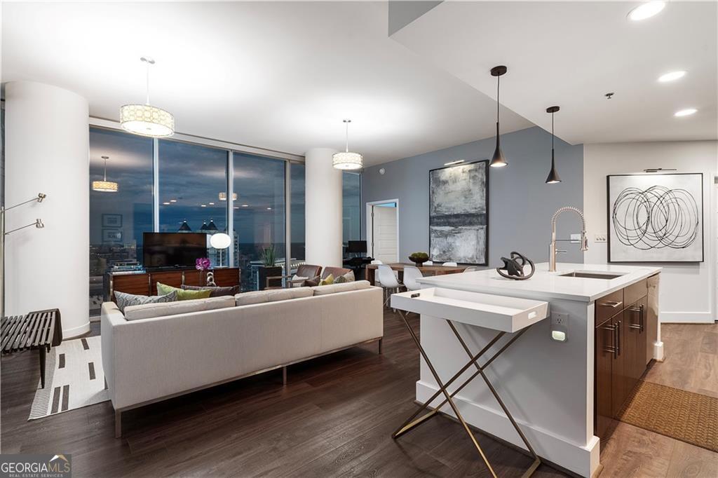 1080 Peachtree Street NE UNIT 2902