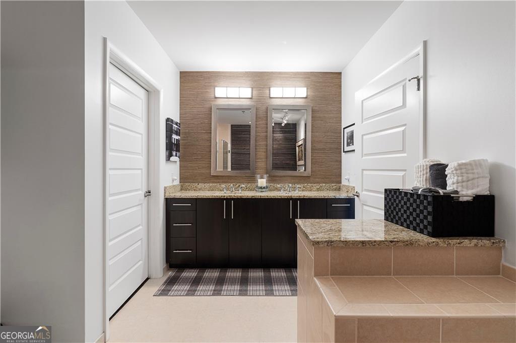 1080 Peachtree Street NE UNIT 2902
