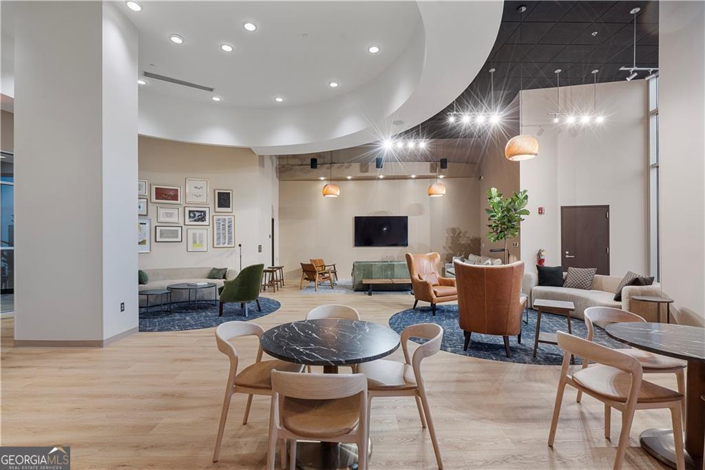 1080 Peachtree Street NE UNIT 2902