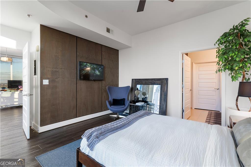1080 Peachtree Street NE UNIT 2902