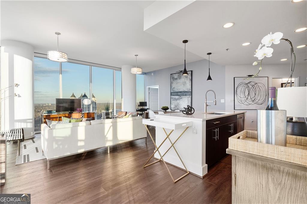 1080 Peachtree Street NE UNIT 2902