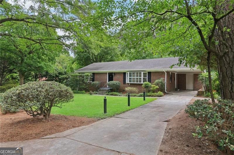 405 LINDBERGH Drive NE