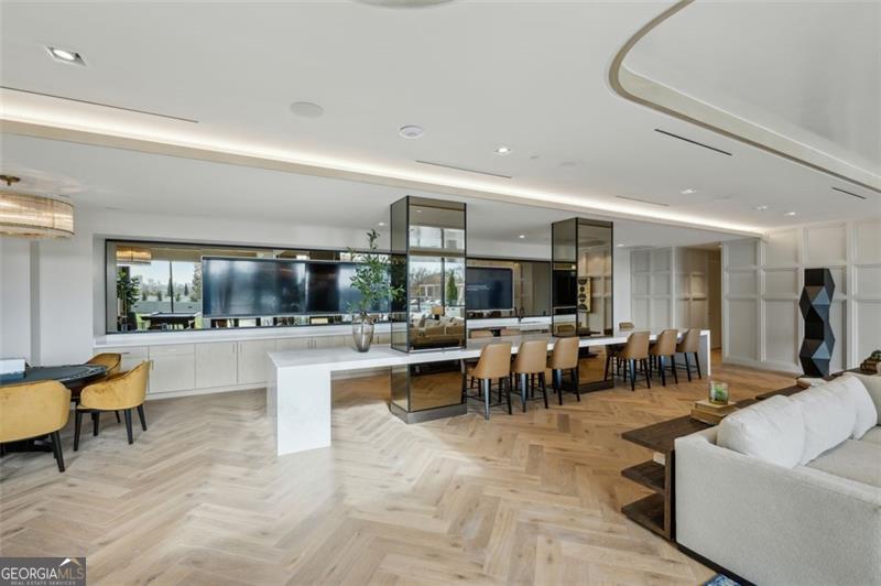 2425 Peachtree Road # 510