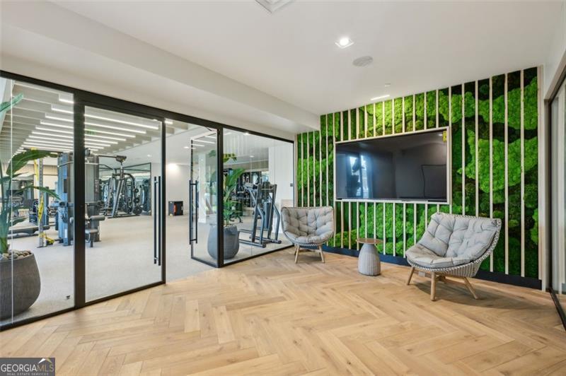 2425 Peachtree Road # 510