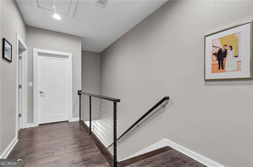 215 Arizona Avenue NE # 2