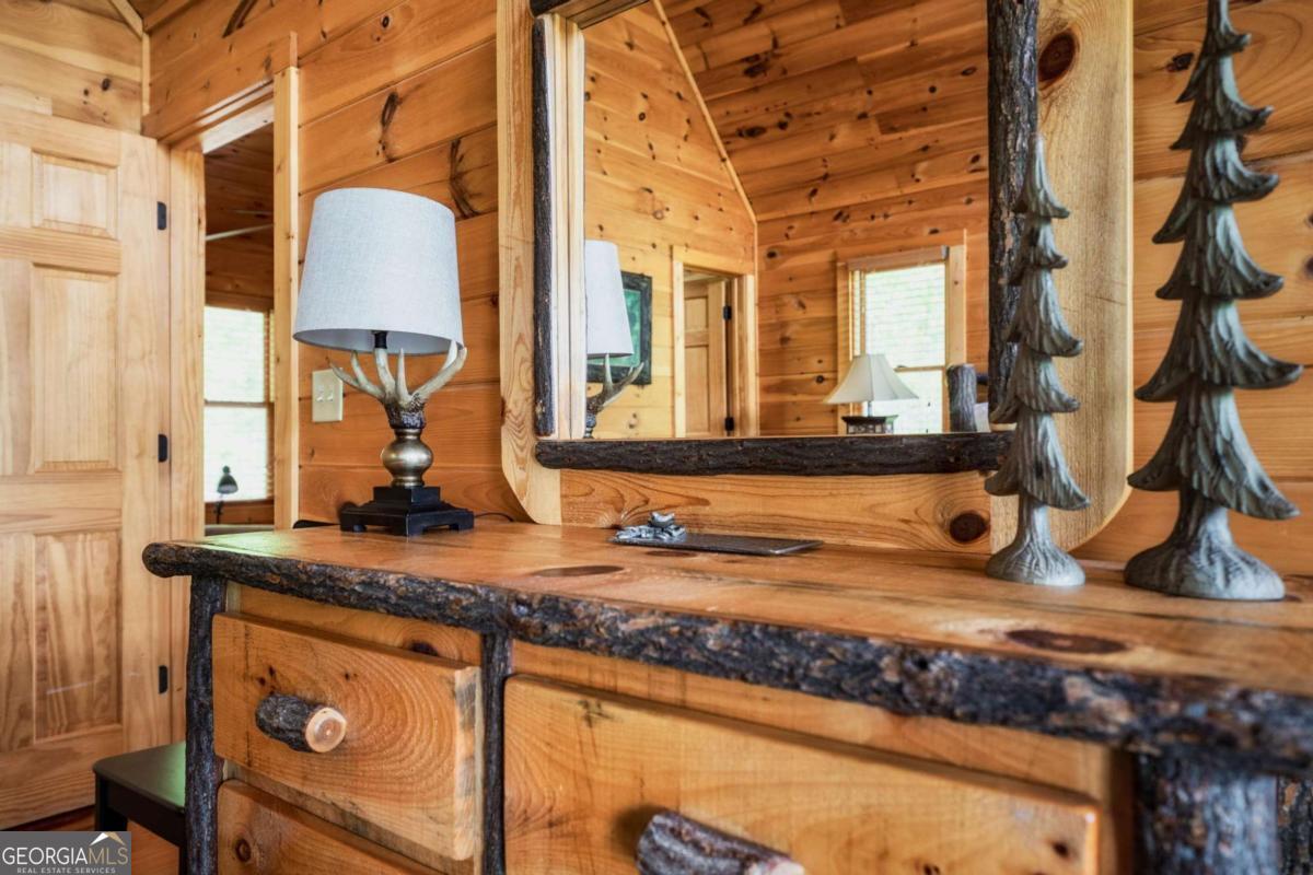 273 Deer Crest Heights