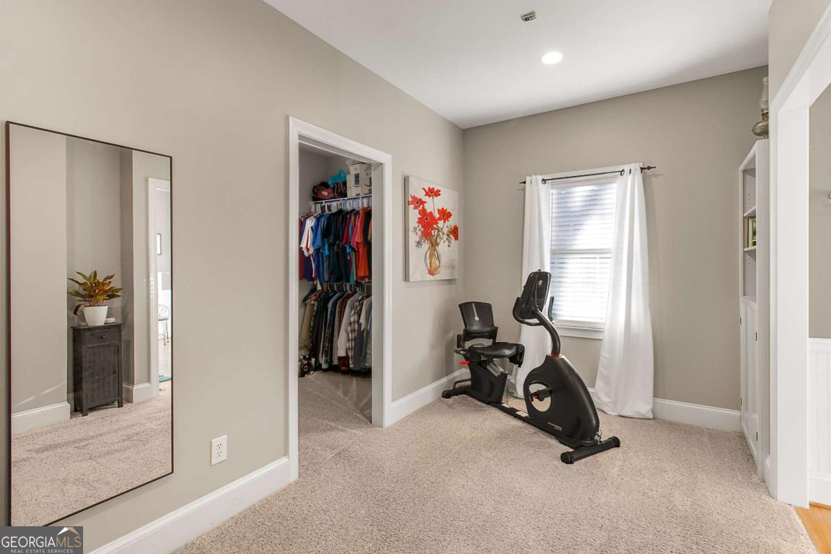4924 Red Cliff Court