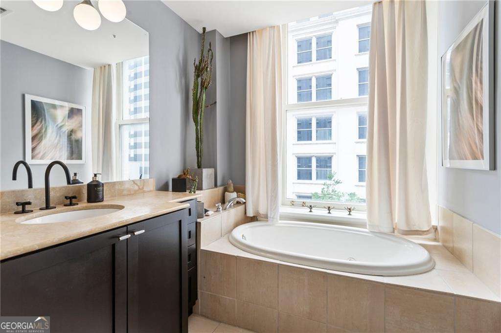 57 Forsyth Street NW # 5F