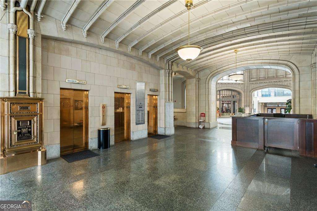 57 Forsyth Street NW # 5F