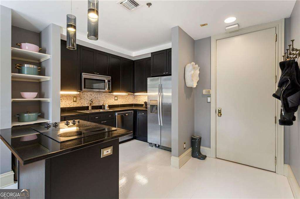 57 Forsyth Street NW # 5F