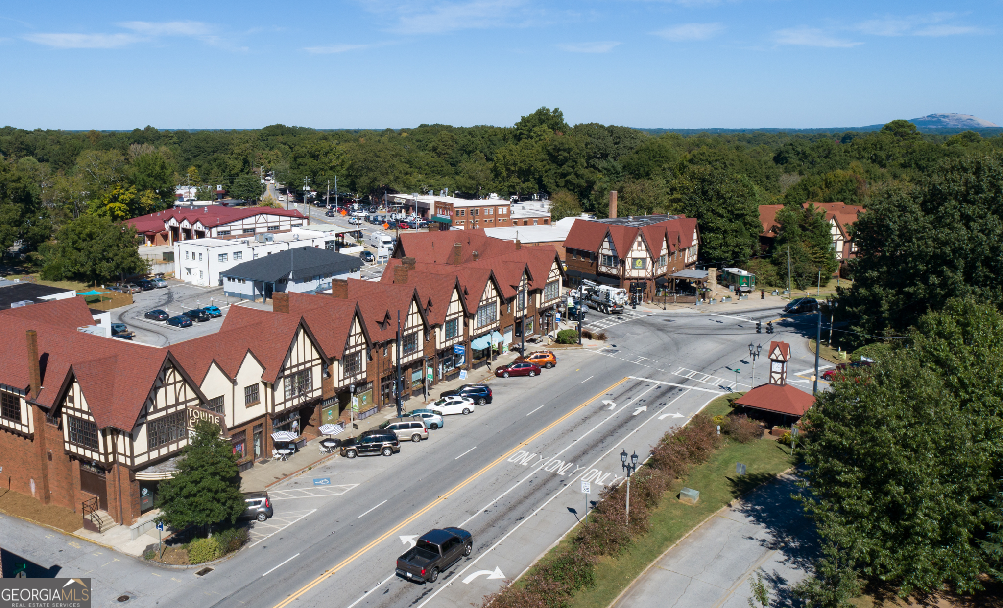 812 Stratford Road