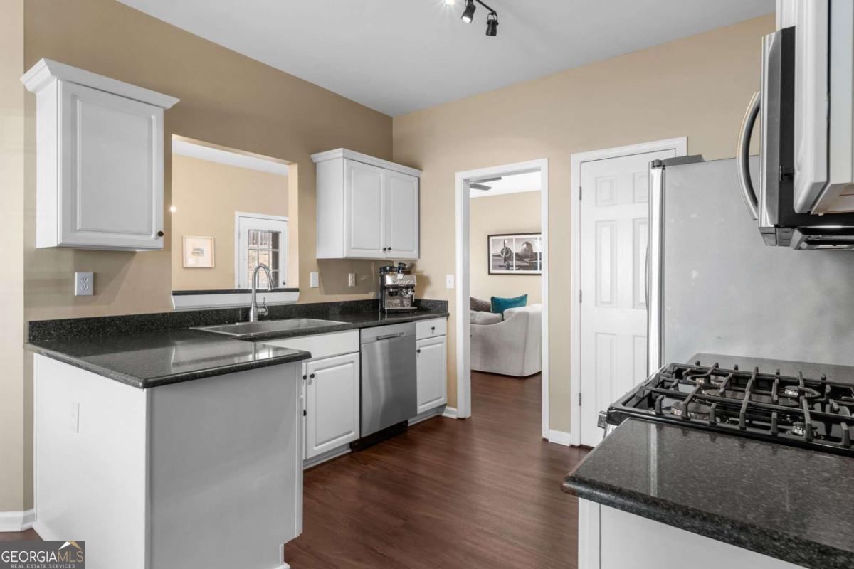 3102 Ballet Court SE