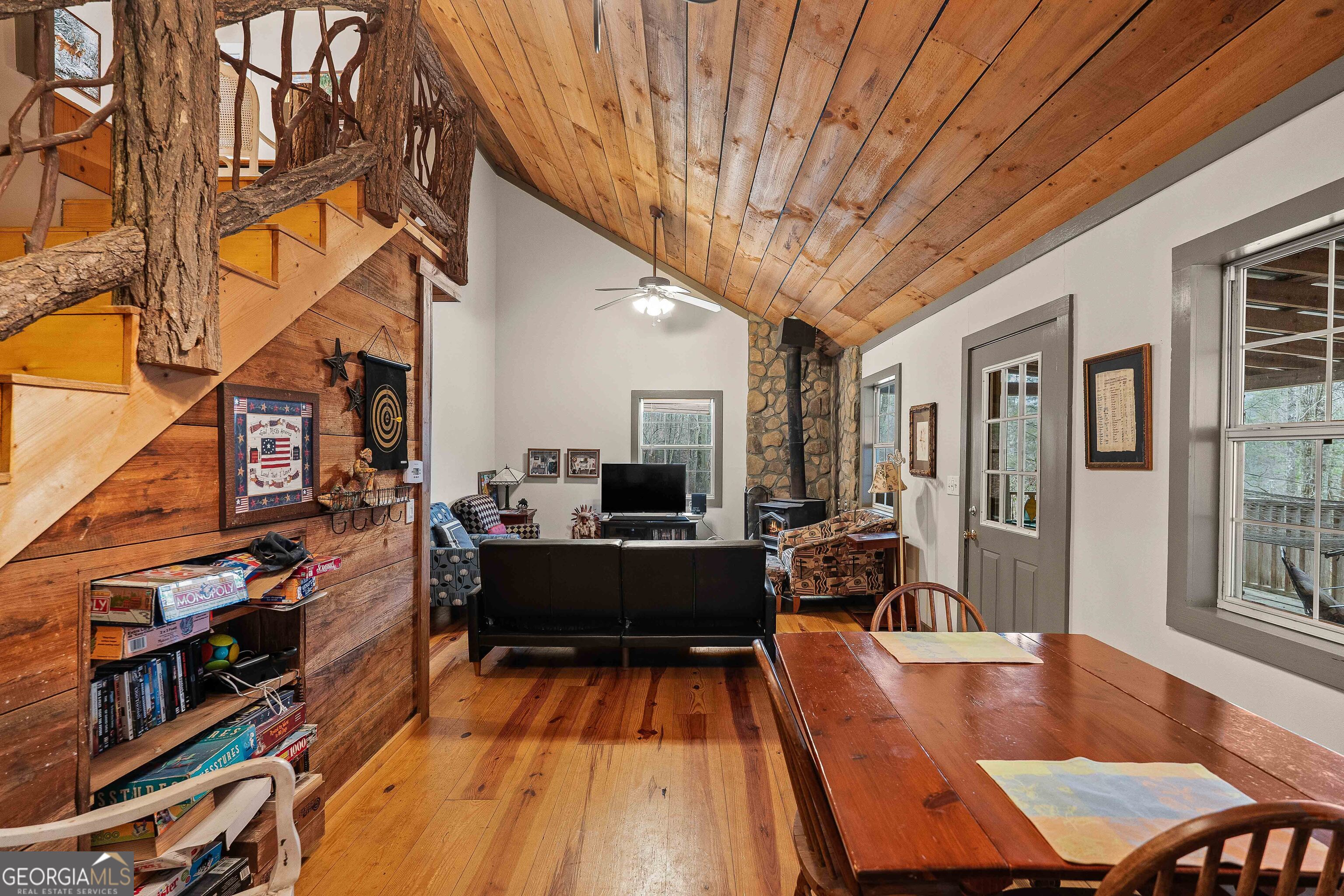 523 Rainbow Creek Road