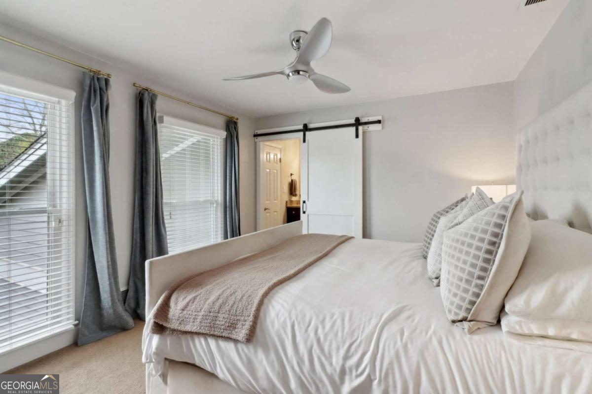4988 Meadow Lane