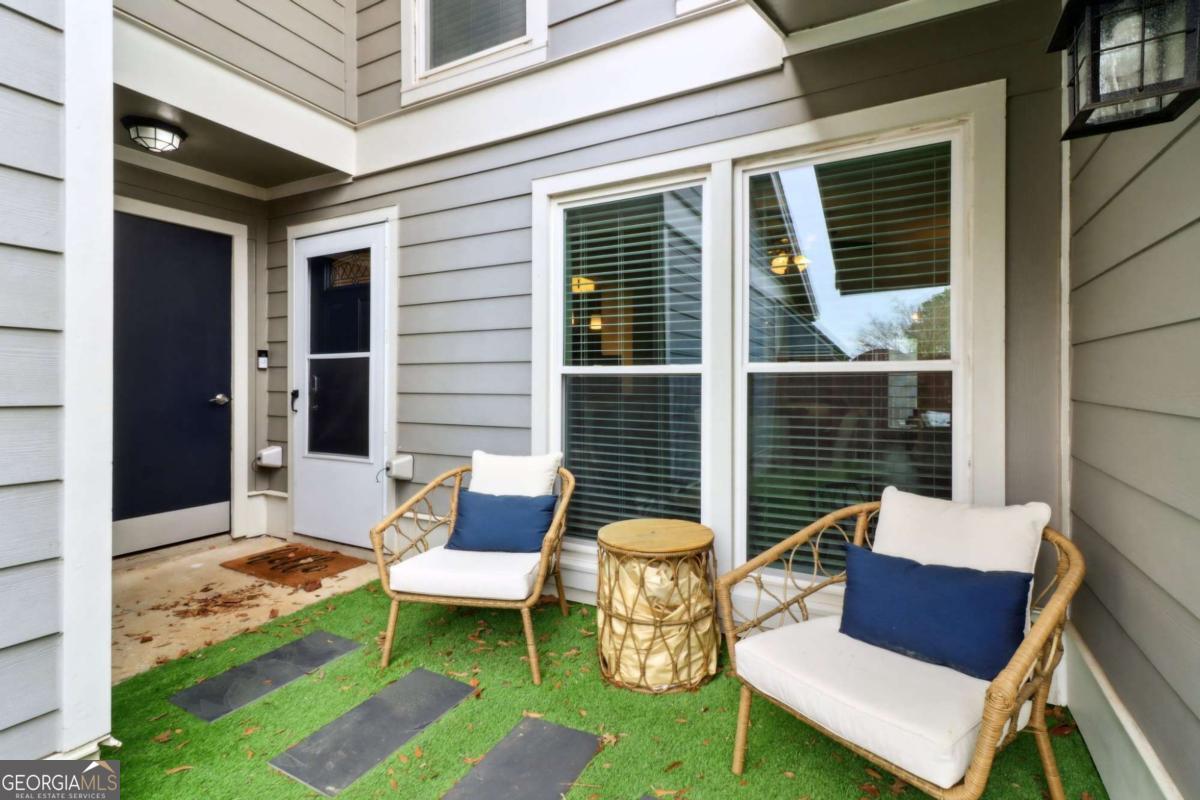 4988 Meadow Lane