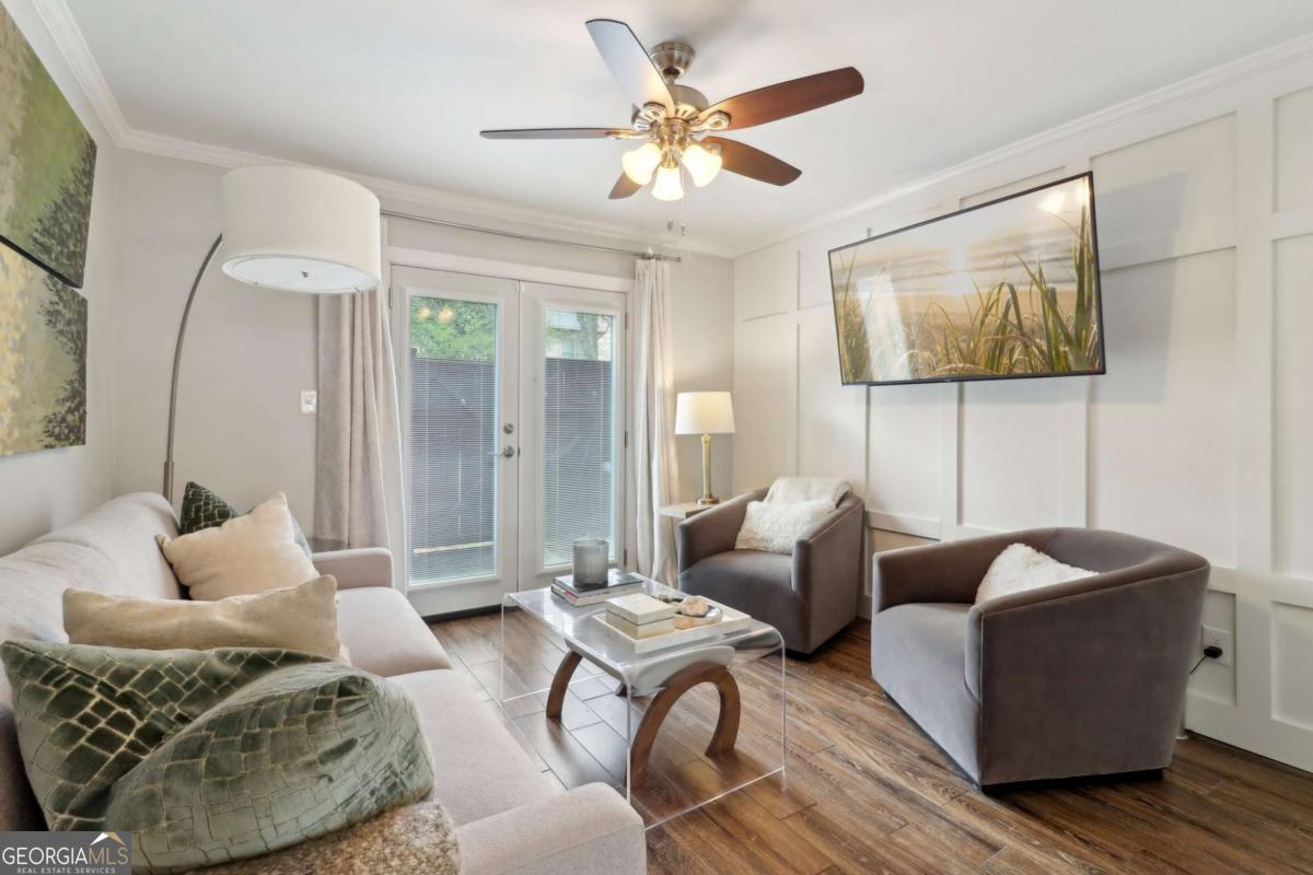 4988 Meadow Lane