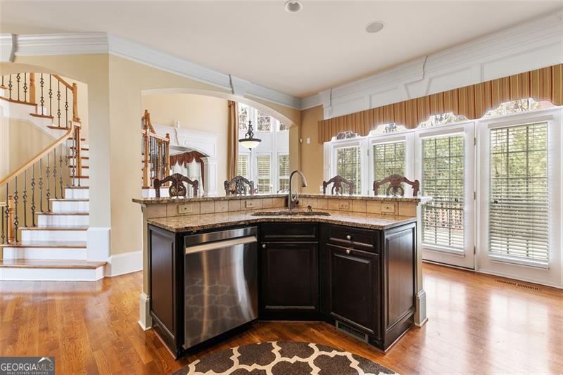 4437 BLUE RIDGE
