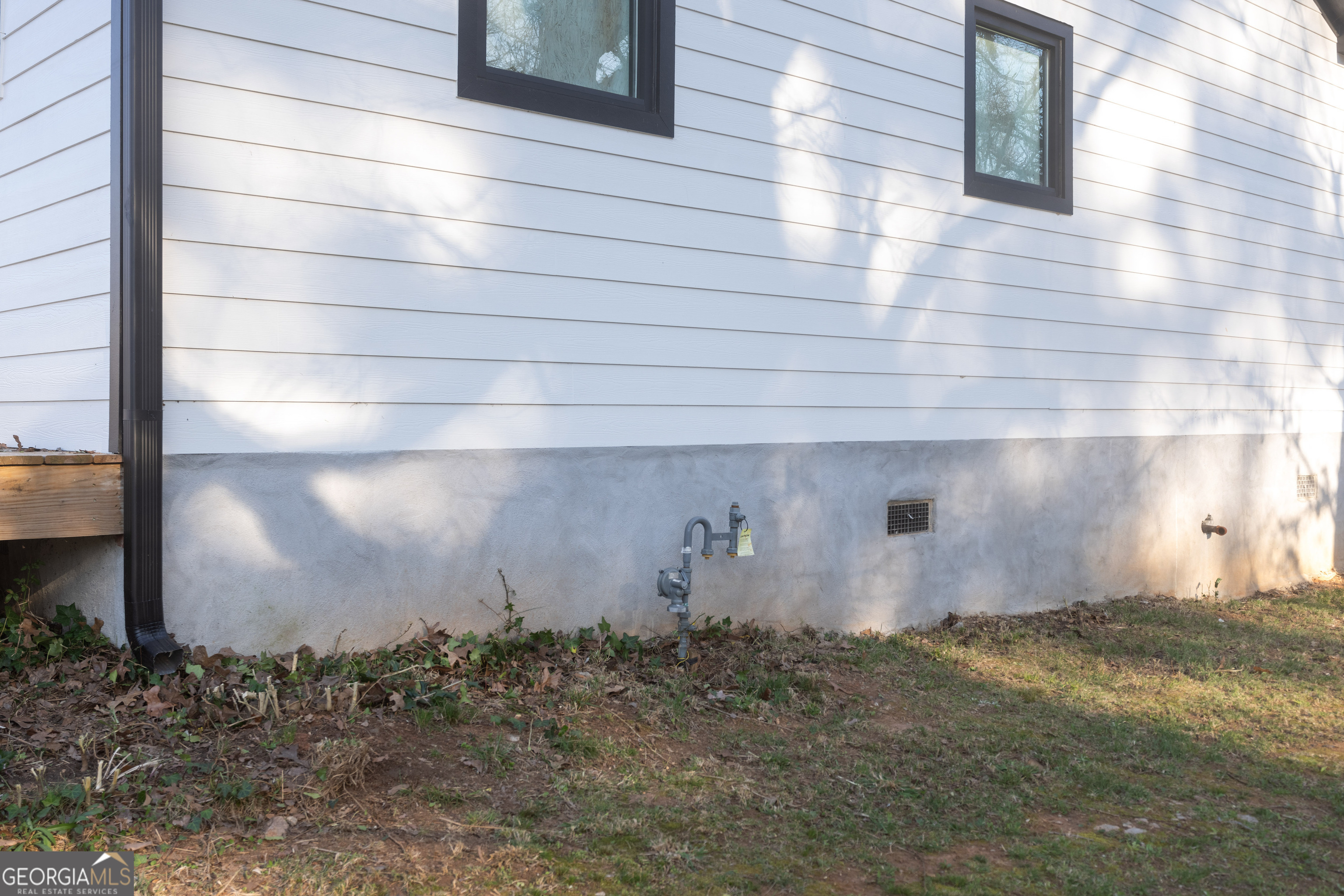 2358 Cascade Road SW