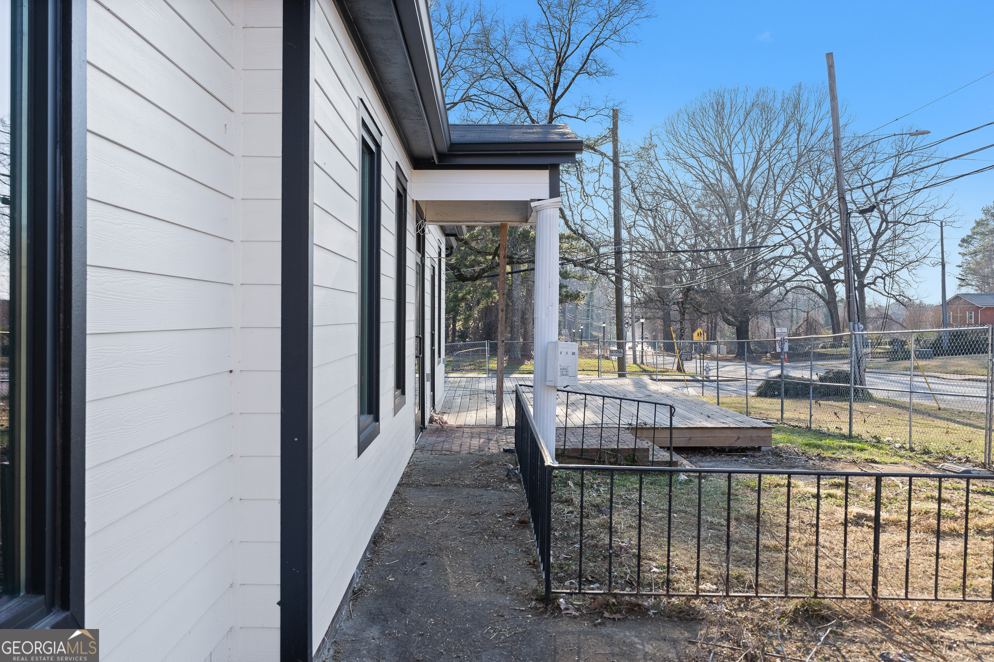 2358 Cascade Road SW