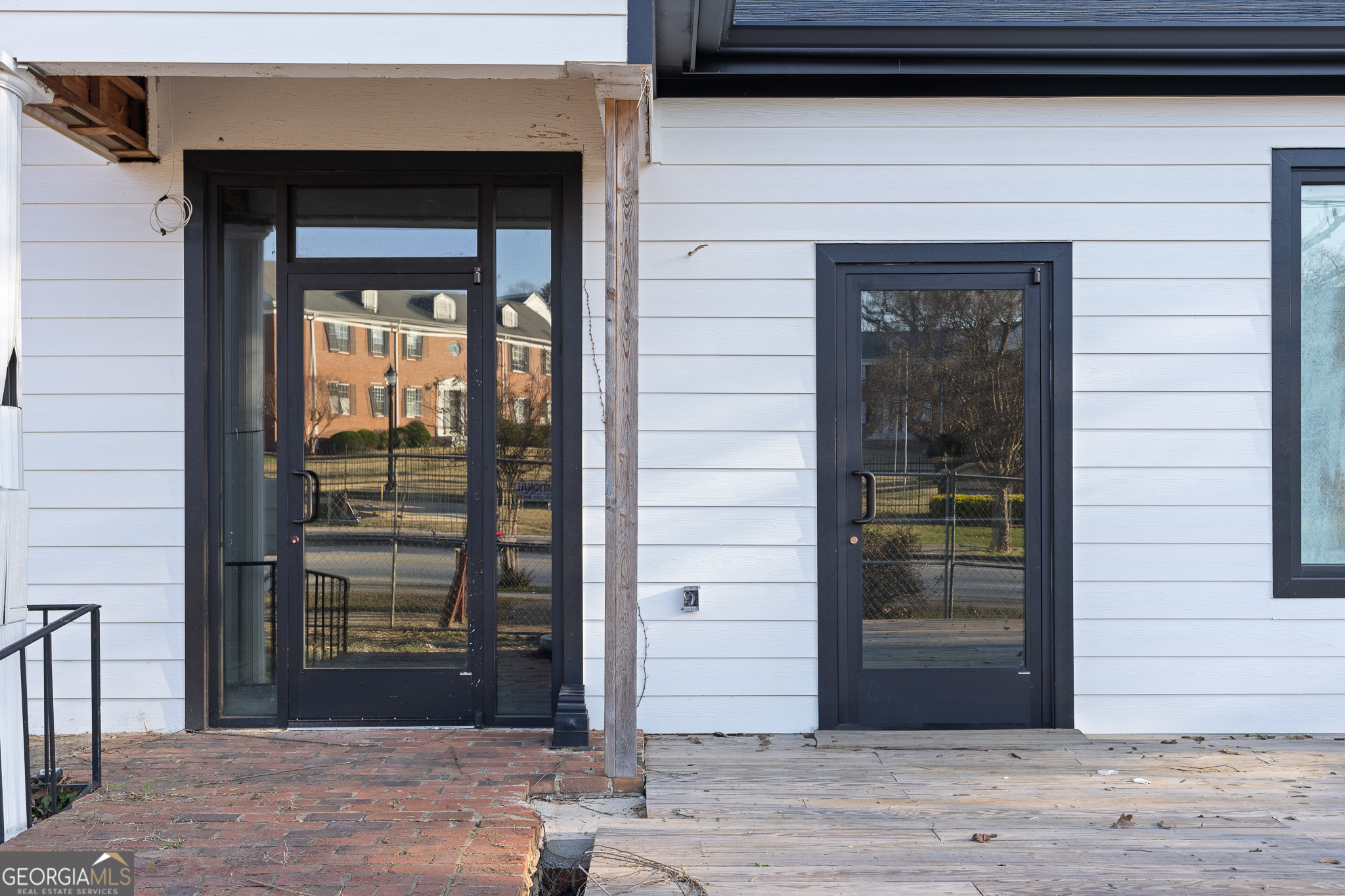 2358 Cascade Road SW