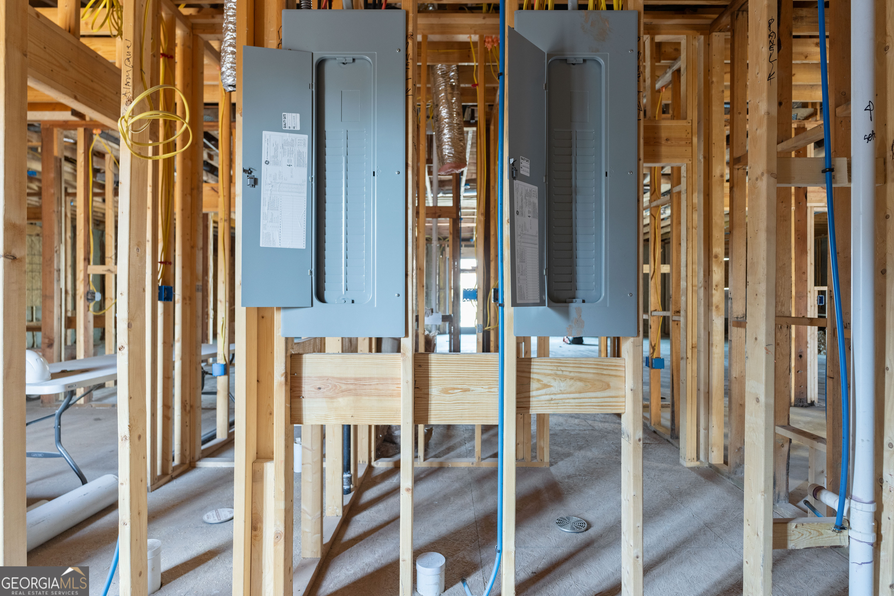 2358 Cascade Road SW