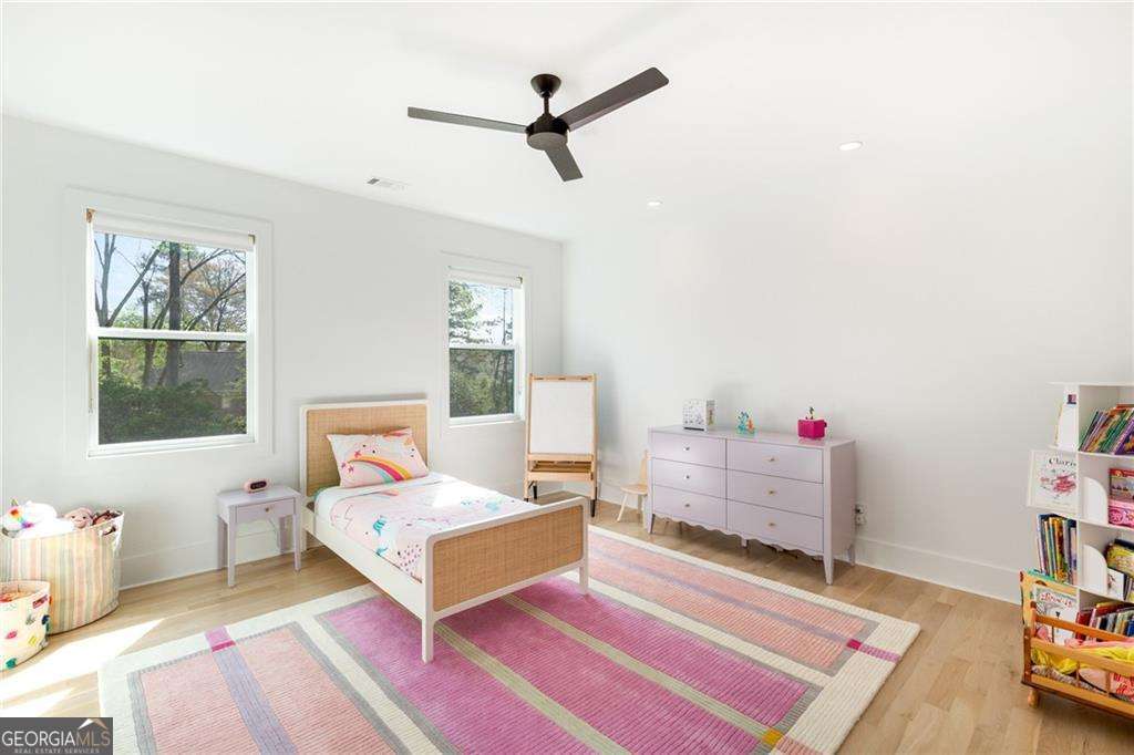 1299 Sunland Drive NE