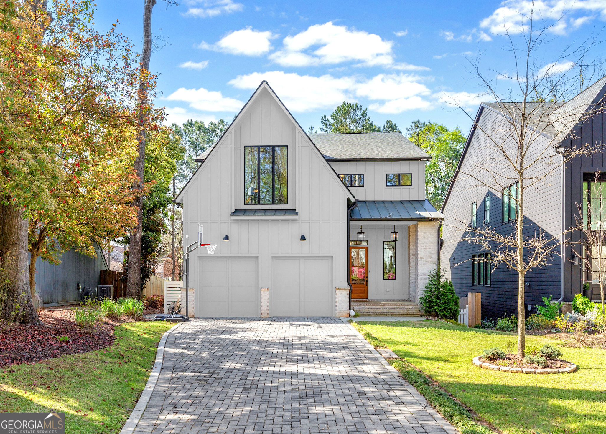 1299 Sunland Drive NE