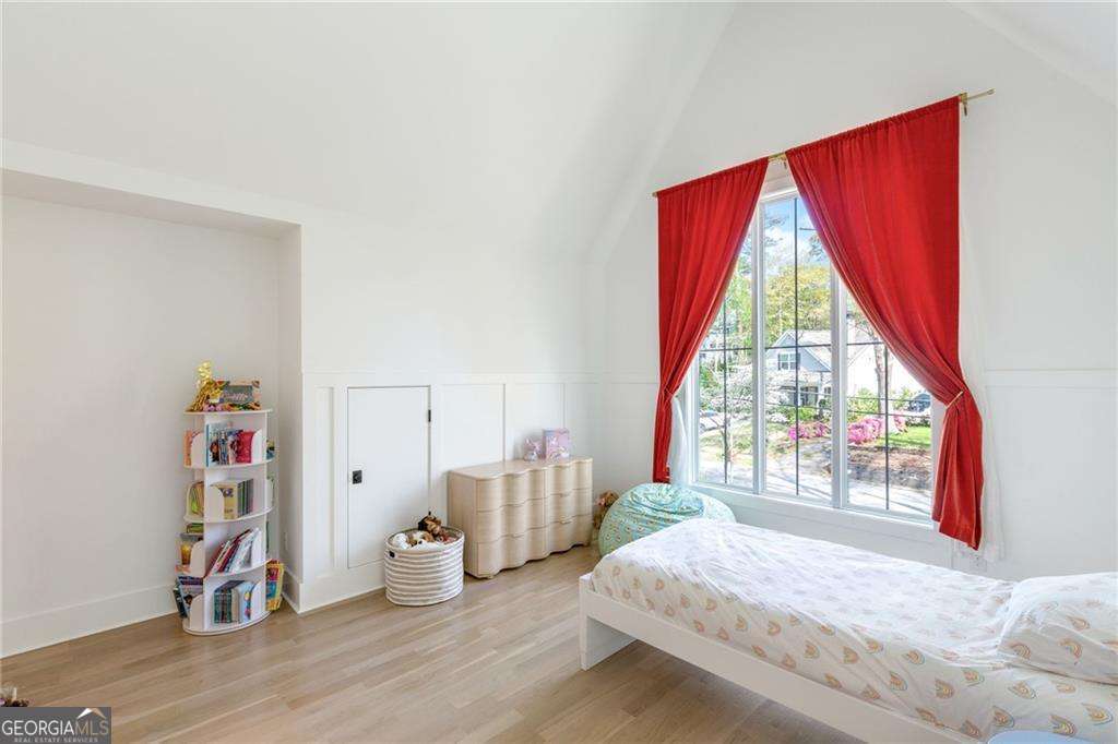 1299 Sunland Drive NE