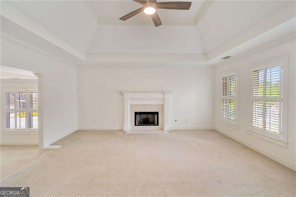 1662 Hartford Glen NE