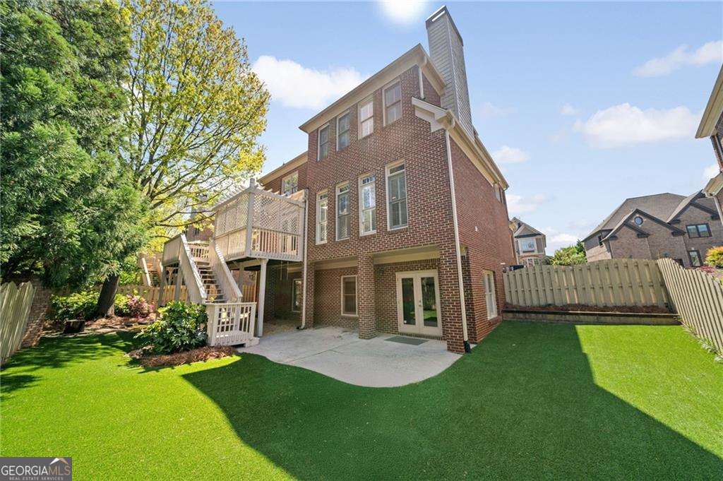 1662 Hartford Glen NE