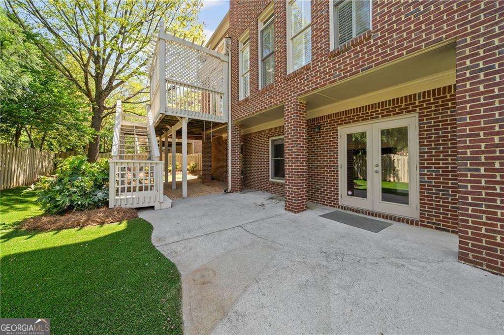 1662 Hartford Glen NE