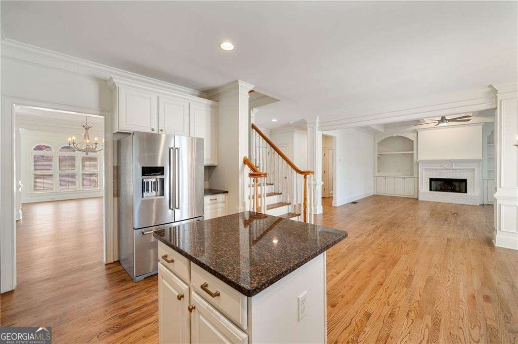 1662 Hartford Glen NE