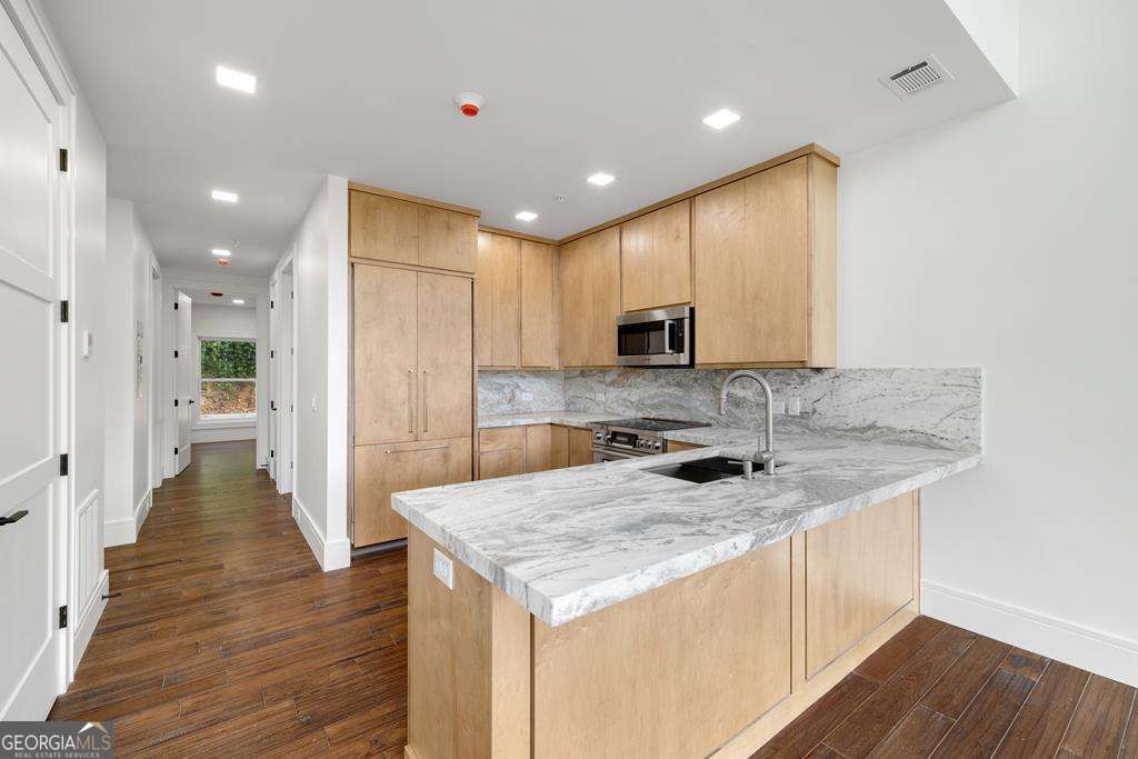 1281 #3 E Main Street