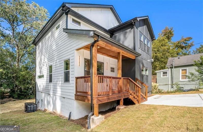 3105 Jones