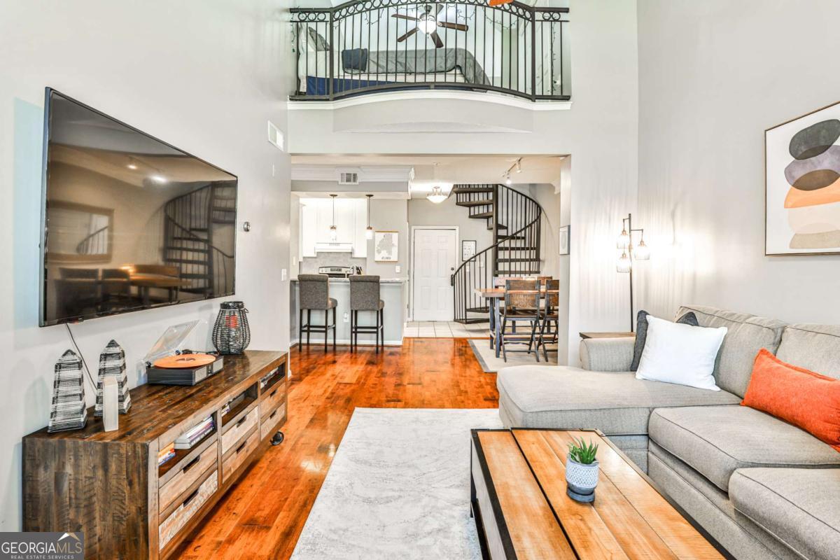 955 Juniper Street NE # 2322