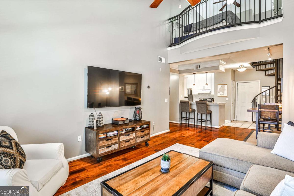 955 Juniper Street NE # 2322