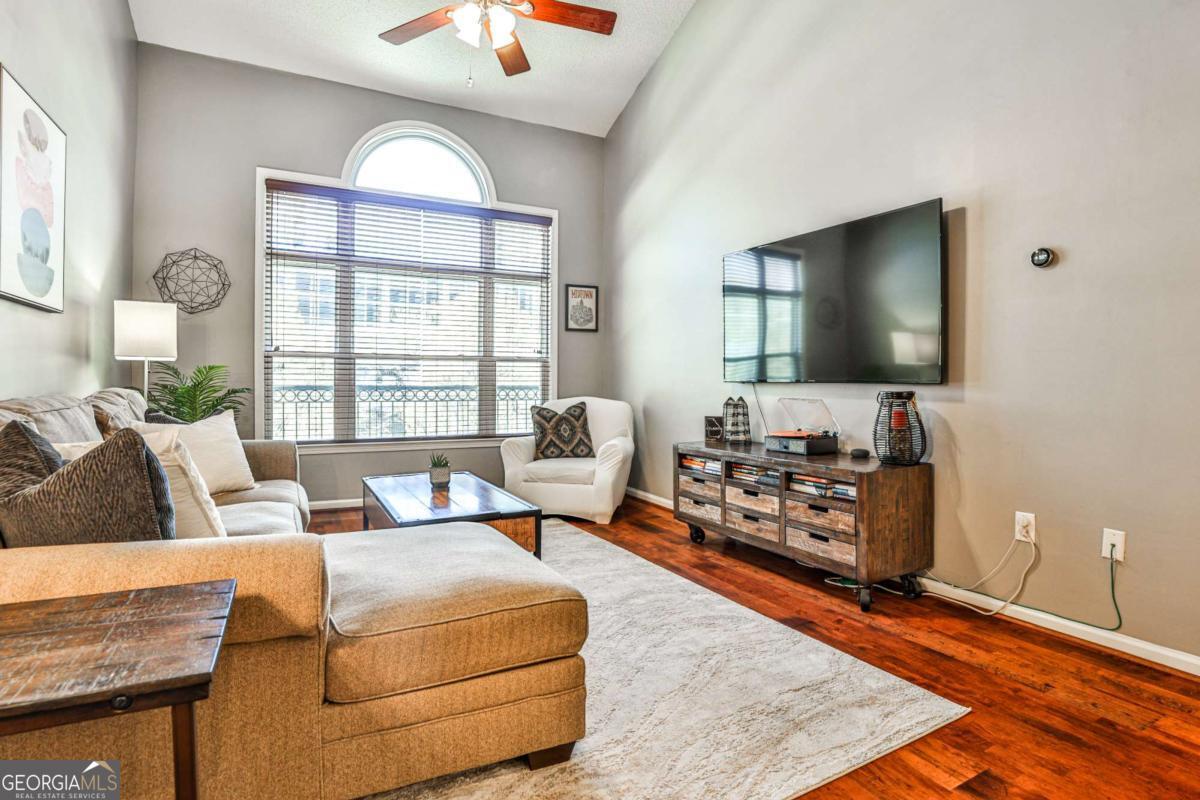 955 Juniper Street NE # 2322