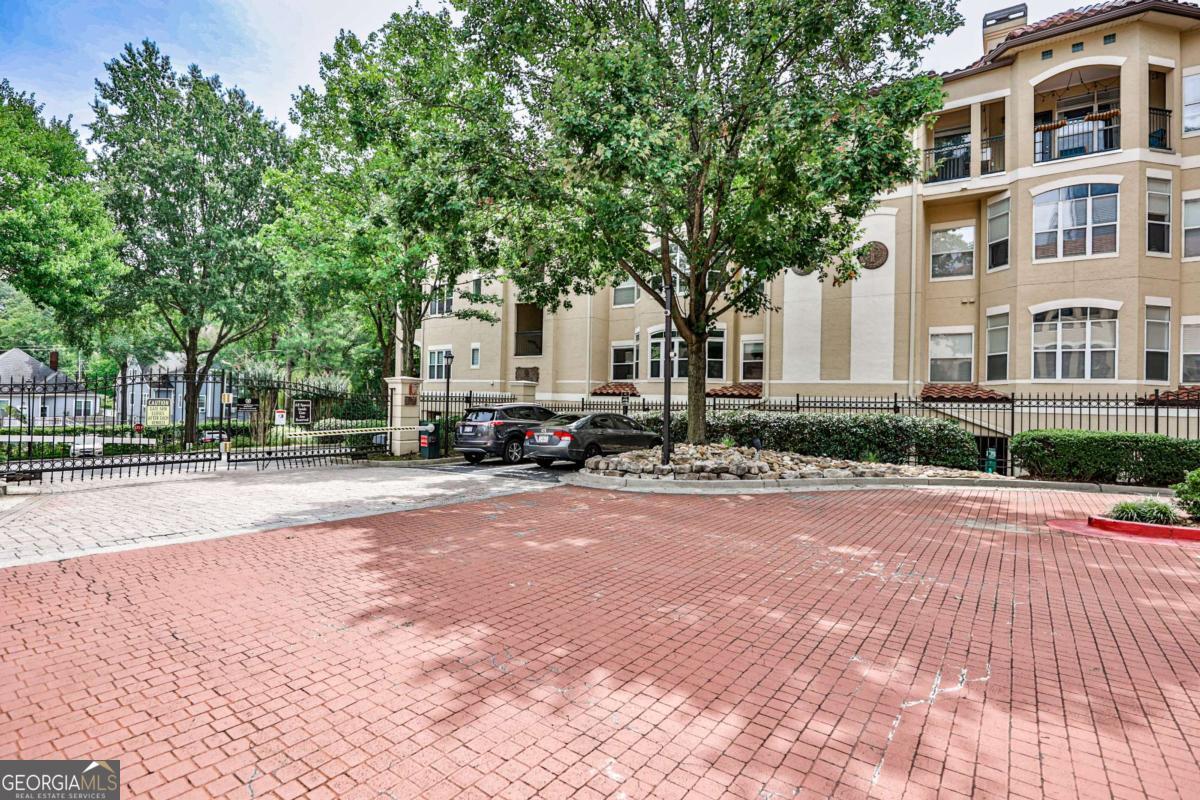 955 Juniper Street NE # 2322