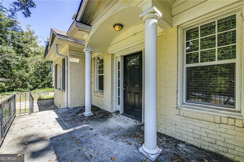 483 Burlington Road NE