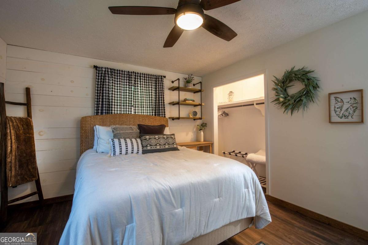 588 Pinetree Road