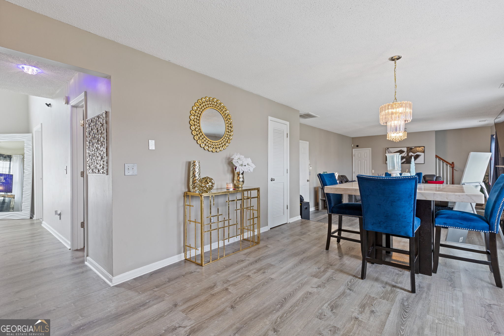 6637 CHASON WOODS Court