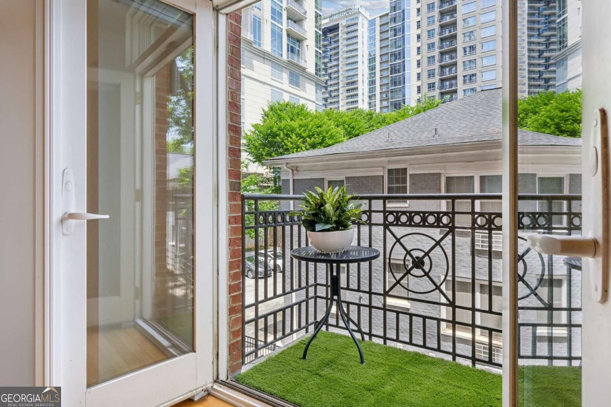 1058 Piedmont Avenue # 103